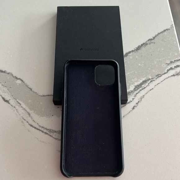 Bullstrap Portfolio IPhone 11 Pro Max Case - Picture 2 of 5